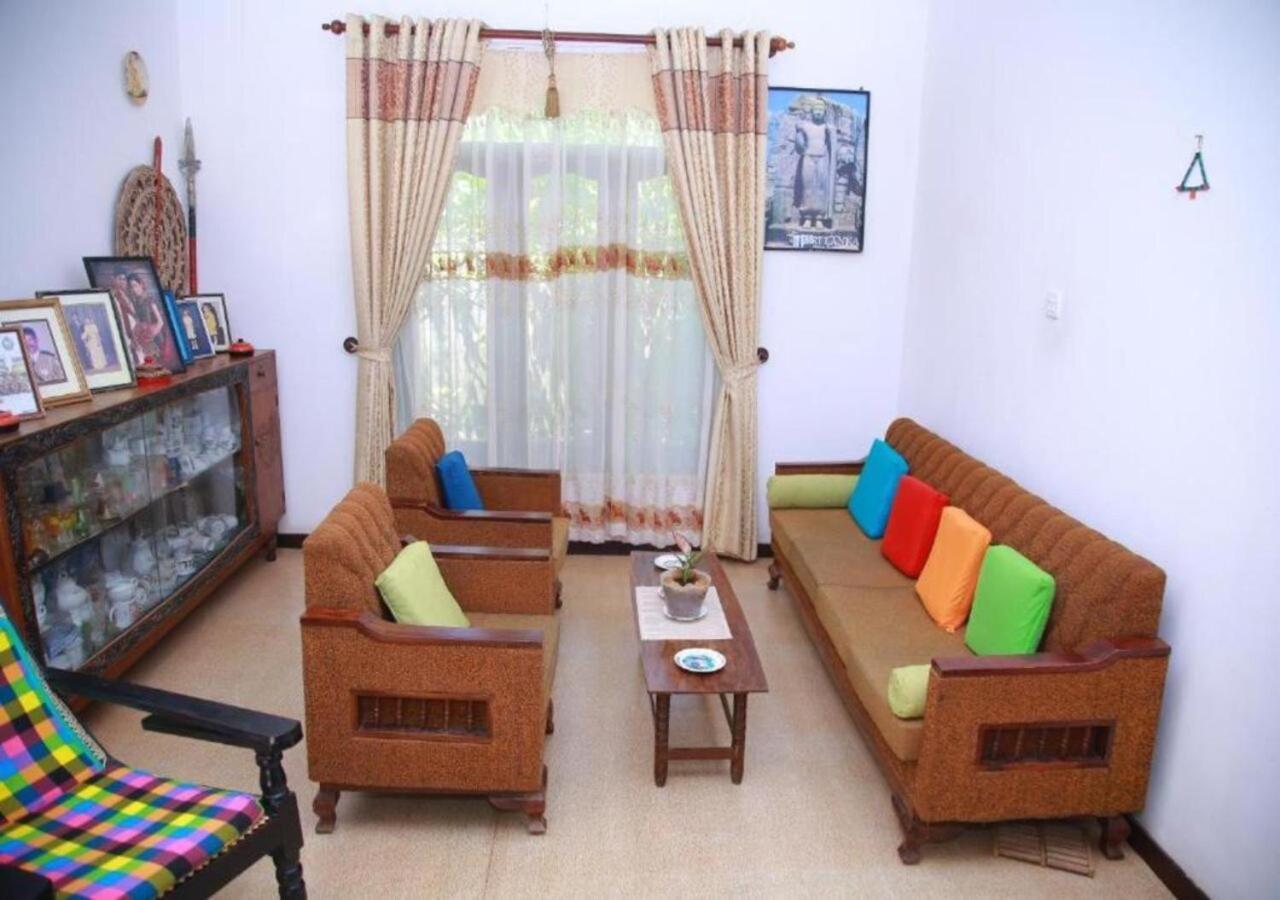 דירות היקדואה Weerakoon Guest מראה חיצוני תמונה
